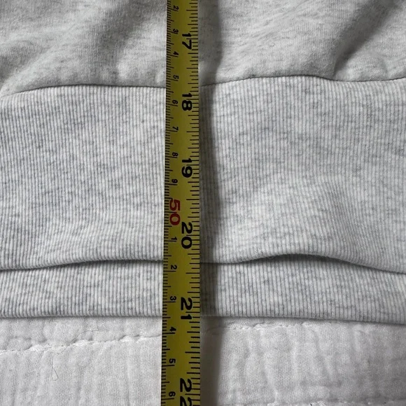 ATHLETA Embroidered Crew Neck Pullover Sweatshirt size Medium - Picture 7 of 8